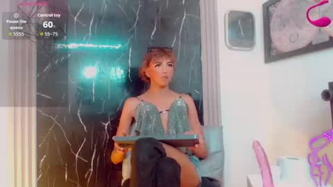 andrea_uchima online show from 06/10/26, 06:23