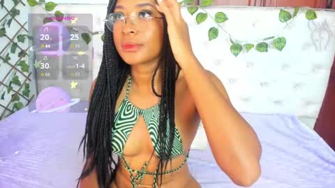 Naomi Andrea Daviss online show from 09/11/25, 12:49