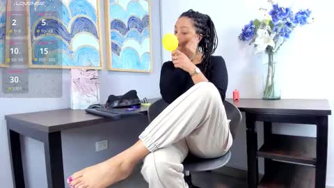 Andrea Zoelins online show from 09/09/25, 02:16