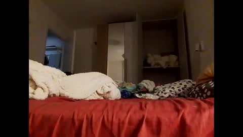 andreai1988 online show from 11/18/25, 07:46