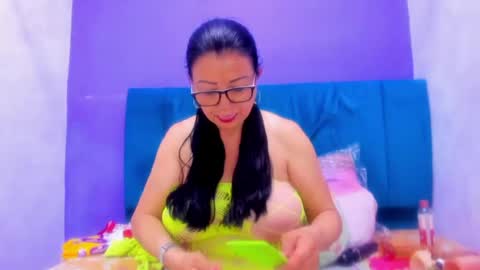 andrealopezaenmar online show from 08/05/26, 03:09