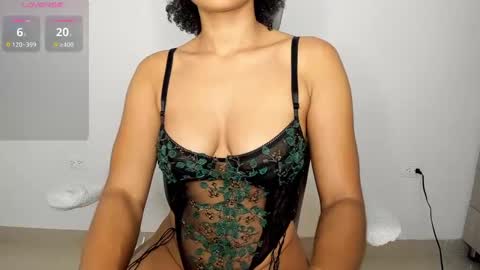 Andrea  online show from 10/13/25, 01:11