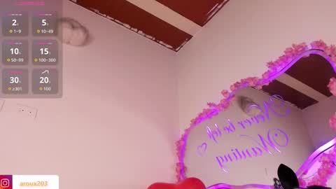 Snapshot of andrearoux chatting on 09/29/25, 11:20 Andrea online show from 09/29/25, 11:20