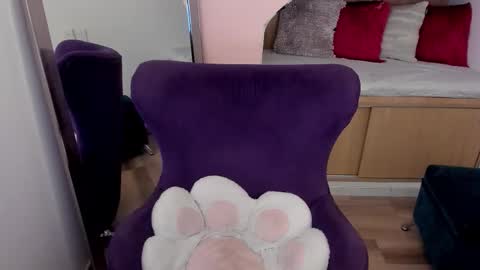 Snapshot of andrecastaneda chatting on 11/08/25, 11:43 Andre Castaneda online show from 11/08/25, 11:43