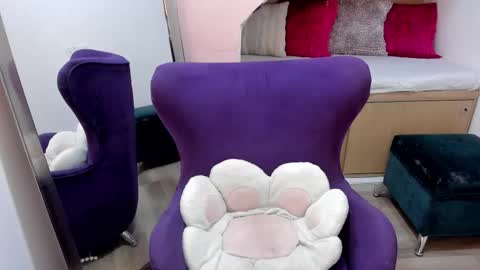 Snapshot of andrecastaneda chatting on 11/24/25, 07:46 Andre Castaneda online show from 11/24/25, 07:46