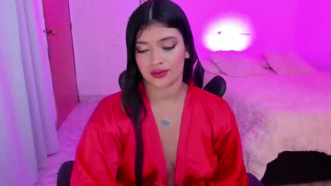 Snapshot of andreeart chatting on 02/20/25, 12:41 ig online show from 02/20/25, 12:41