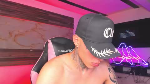 andrees_s online show from 12/04/25, 12:42