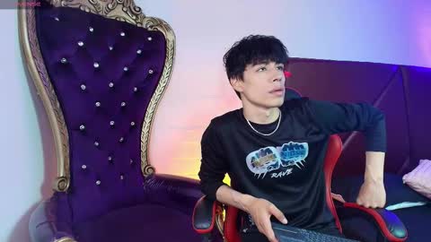 andreew_style_ online show from 03/25/26, 07:53