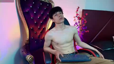 andreew_style_ online show from 03/26/26, 09:42