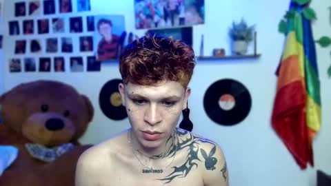 Snapshot of andreewwolffman chatting on 03/07/25, 06:24 Andrew online show from 03/07/25, 06:24