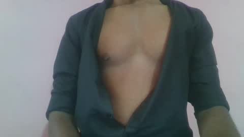 andres01_ online show from 03/20/26, 12:21