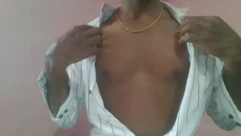 andres01_ online show from 04/12/26, 12:21