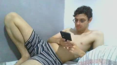 andres129494 online show from 11/14/25, 02:10