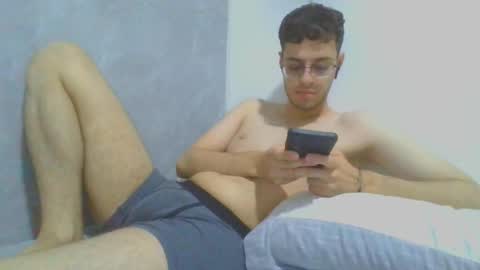 andres129494 online show from 11/29/25, 11:41