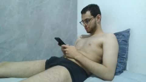andres129494 online show from 04/20/26, 01:52