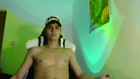 Andres 2977 online show from 07/30/26, 07:57