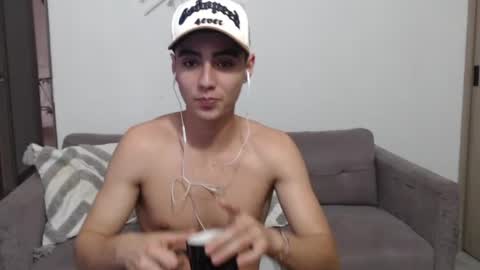 Andres 2977 online show from 08/03/26, 07:06