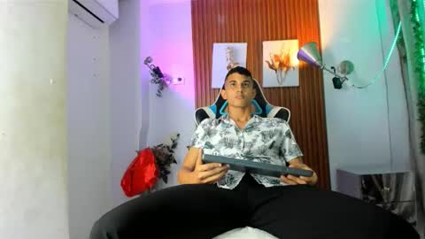 andres_belari online show from 10/11/25, 11:31
