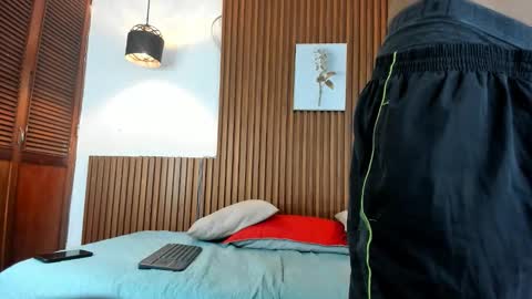 andres_belari online show from 10/13/25, 12:16