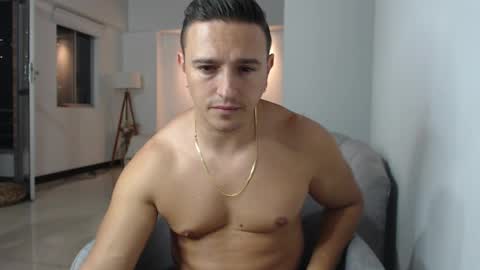 Snapshot of andres_bottero chatting on 01/20/25, 12:57 Andrs botero online show from 01/20/25, 12:57