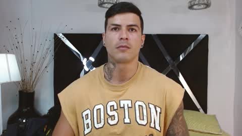 insta andres clark  online show from 03/10/25, 06:12