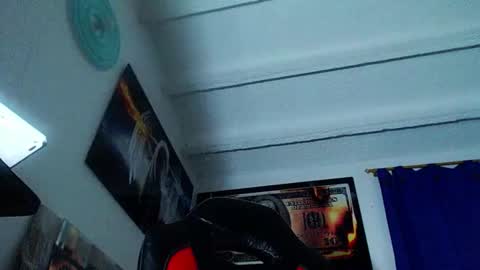 Snapshot of andres_cond chatting on 02/03/26, 06:40 Andrs o online show from 02/03/26, 06:40