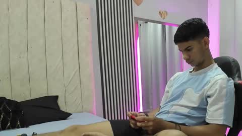 ANDRES  online show from 11/05/25, 04:56