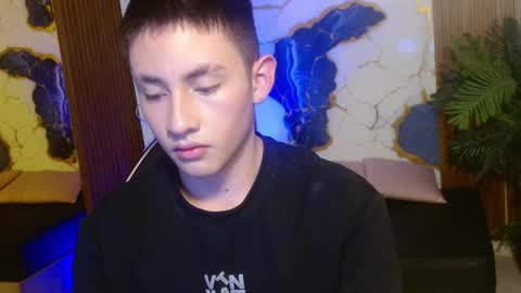 andres_tay online show from 04/11/26, 02:49