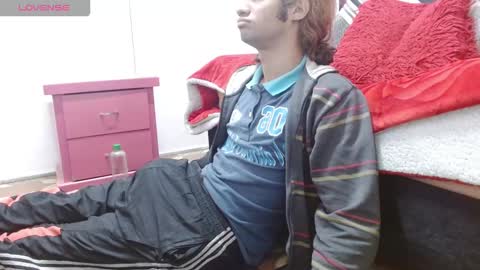 andresdark_07 online show from 01/06/26, 05:33