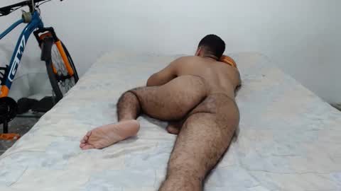 Snapshot of andresfern chatting on 04/07/26, 12:00 ANDRES online show from 04/07/26, 12:00