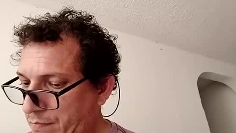 Snapshot of andresfloga chatting on 07/19/26, 03:49 andresfloga online show from 07/19/26, 03:49