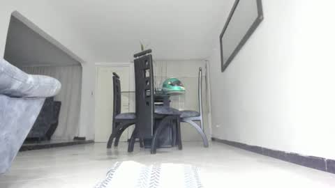 Isa  --------- online show from 01/31/25, 02:37