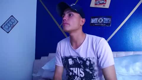 Snapshot of andresmatt chatting on 12/24/24, 03:16 ANDRESMATT online show from 12/24/24, 03:16