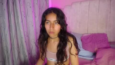 Snapshot of andresmatt chatting on 12/28/24, 06:17 ANDRESMATT online show from 12/28/24, 06:17