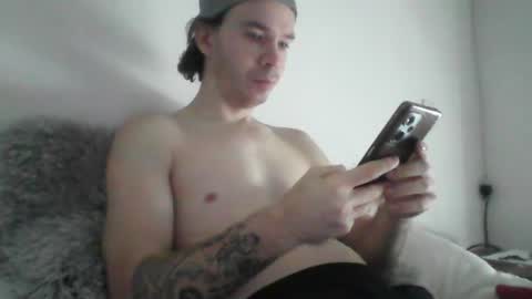 AndresRuso online show from 06/29/26, 01:55