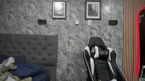 andrew_2811 online show from 09/09/25, 07:41