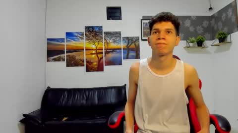 andrew_2811 online show from 12/18/25, 07:14