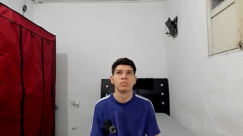 andrew_2811 online show from 02/09/26, 07:23