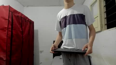 andrew_2811 online show from 05/21/26, 01:01