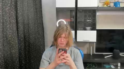 Snapshot of andrew_bolden chatting on 05/03/26, 08:42 Andrew online show from 05/03/26, 08:42