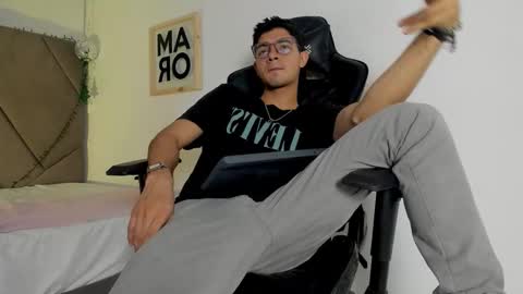 Colleman online show from 12/22/25, 07:33