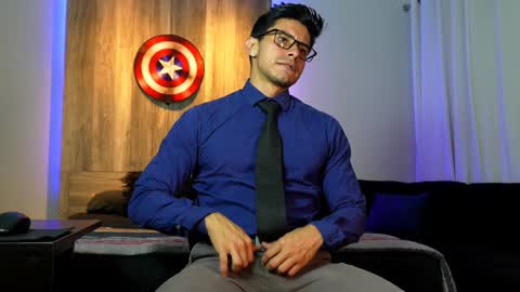 Snapshot of andrew_elliot chatting on 12/09/24, 05:51 Andrew online show from 12/09/24, 05:51