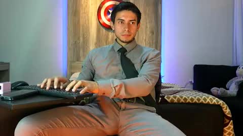 Snapshot of andrew_elliot chatting on 09/14/25, 06:34 Andrew online show from 09/14/25, 06:34