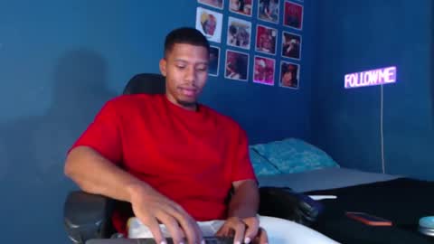 Snapshot of andrew_hoult chatting on 12/03/24, 10:51 Andrew online show from 12/03/24, 10:51