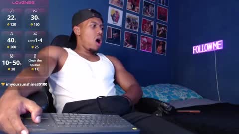 Snapshot of andrew_hoult chatting on 12/06/24, 02:13 Andrew online show from 12/06/24, 02:13