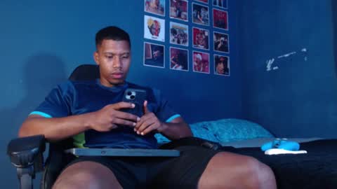 Snapshot of andrew_hoult chatting on 01/17/25, 02:29 Andrew online show from 01/17/25, 02:29