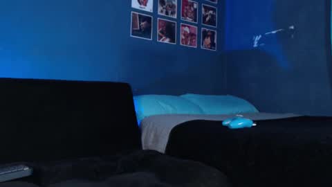 Snapshot of andrew_hoult chatting on 02/09/25, 06:33 Andrew online show from 02/09/25, 06:33