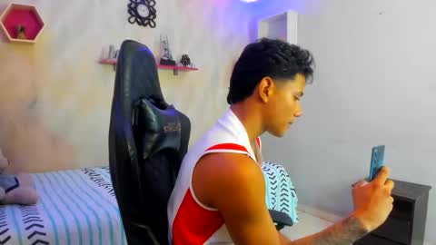 ANDREW online show from 12/21/25, 06:59