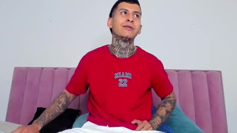 andrew_sanders69 online show from 01/10/26, 07:26