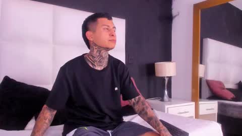 andrew_sanders69 online show from 01/13/26, 07:30